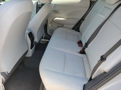 Used 2024 Hyundai Kona SEL FWD image 13
