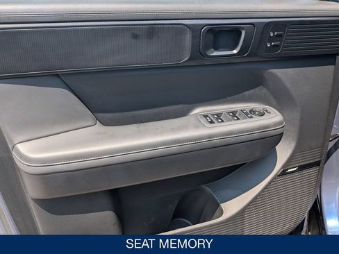 Certified 2025 Hyundai Santa Fe Calligraphy AWD/4WD image 11