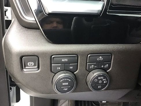 Used 2025 Chevrolet Silverado 1500 RST w/ Convenience Package II image 18