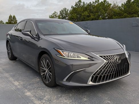 Certified 2024 Lexus ES 350 w/ Premium Package FWD image 7