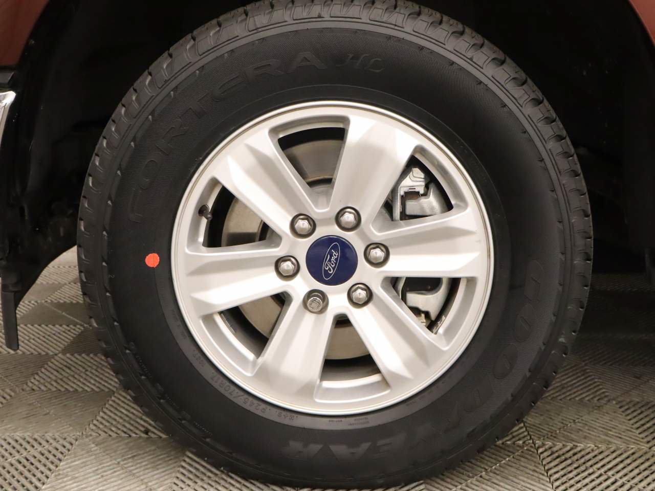 Used 2017 Ford F150 XLT w/ Equipment Group 301A Mid RWD image 6