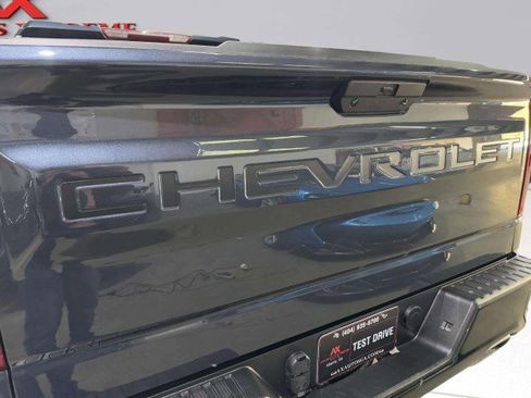 Used 2021 Chevrolet Silverado 1500 Custom Trail Boss w/ LPO, Dark Essentials Package image 21