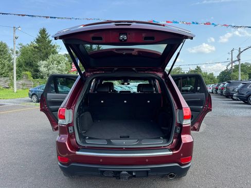 Used 2019 Jeep Grand Cherokee Limited AWD/4WD image 9