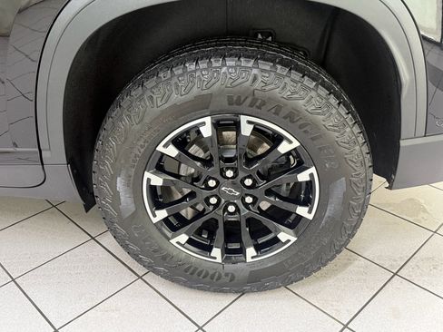 Certified 2024 Chevrolet Traverse Z71 w/ Enhanced Driving Package image 13