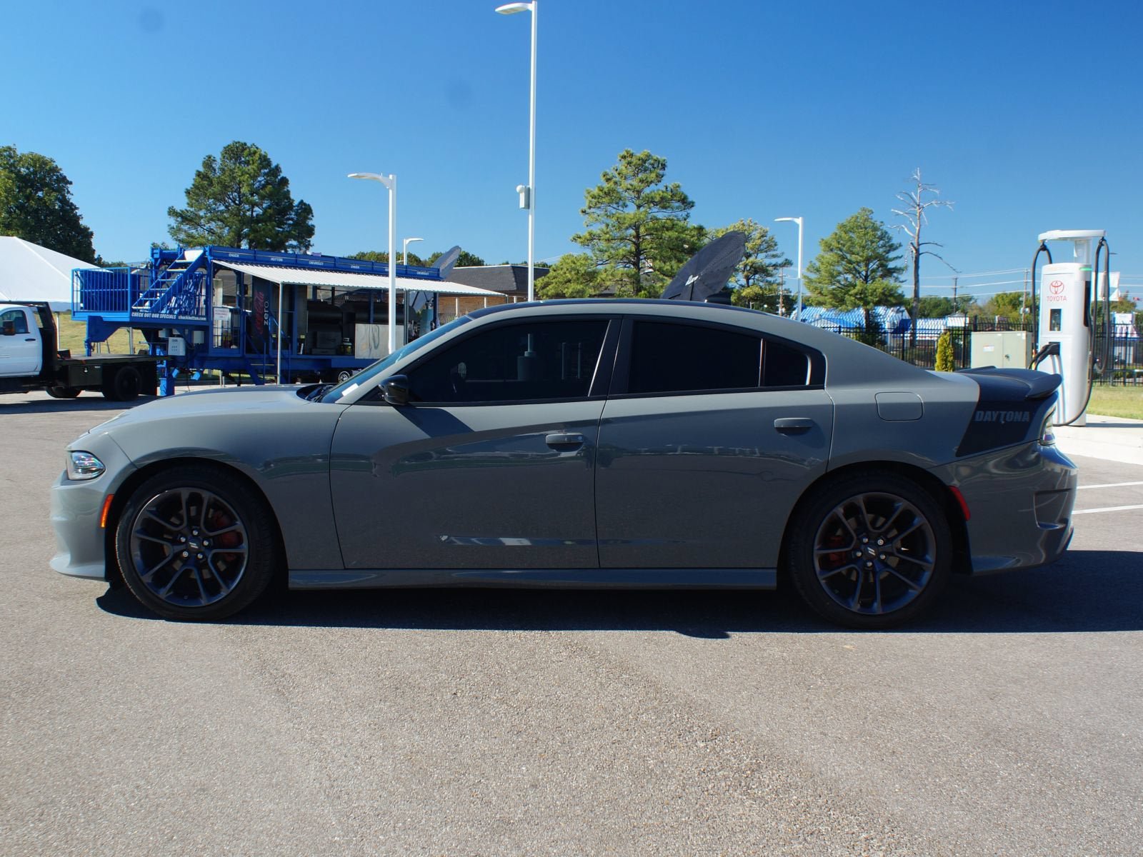 Used 2023 Dodge Charger R/T w/ Daytona Edition Group RWD image 12