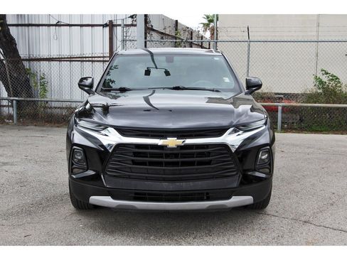 Used 2021 Chevrolet Blazer LT image 2