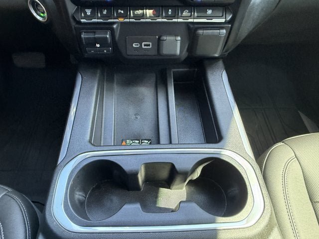 Used 2022 Chevrolet Silverado 3500 LTZ w/ LTZ Convenience Package AWD/4WD image 28