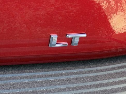 New 2026 Chevrolet Suburban LT w/ Comfort Package image 9