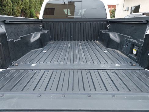 Used 2023 Toyota Tacoma TRD Sport image 12