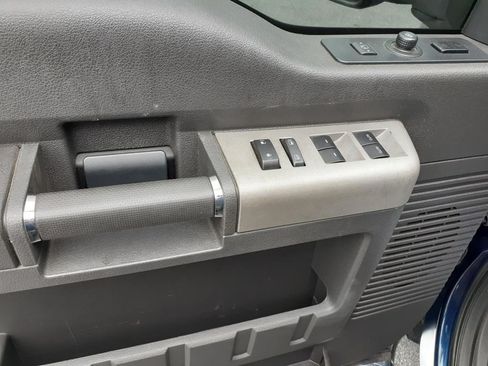 Used 2014 Ford F350 Lariat w/ Lariat Interior Package AWD/4WD image 12
