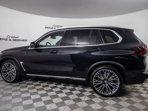 Used 2025 BMW X5 xDrive40i w/ Parking Assistance Package AWD/4WD image 11