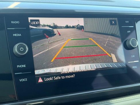 Certified 2023 Volkswagen Taos SEL AWD/4WD image 27