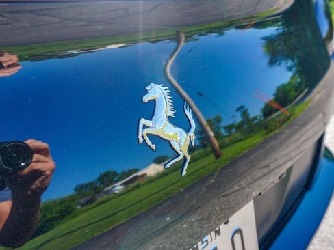 Used 2011 Ferrari California RWD image 19