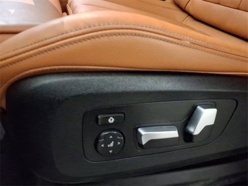 Used 2019 BMW X5 xDrive40i w/ Convenience Package image 23