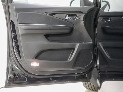 Used 2021 Honda Passport Touring image 17