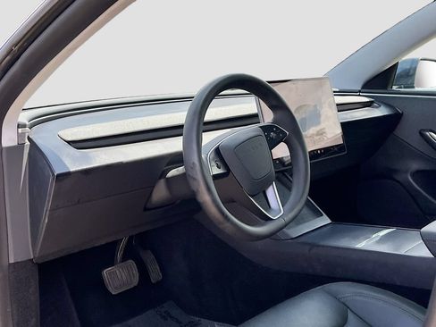 Used 2025 Tesla Model 3 Long Range RWD image 9