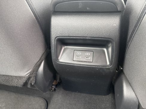 Used 2024 Toyota Corolla LE image 16