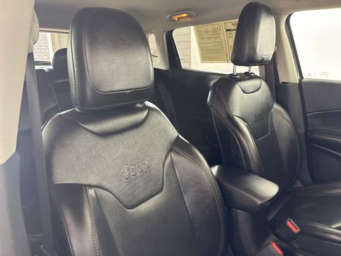 Used 2020 Jeep Compass Limited image 25
