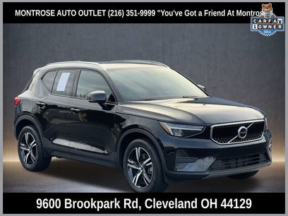 Used 2023 Volvo XC40 B5 Core
