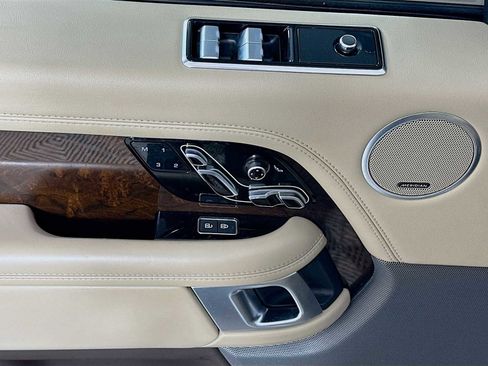 Used 2021 Land Rover Range Rover Westminster Edition image 11