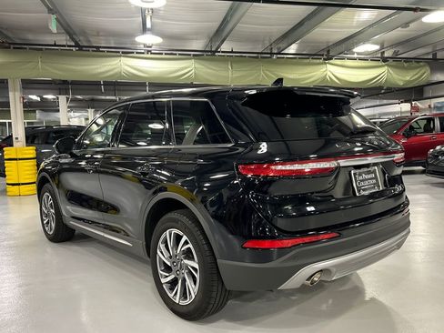 Used 2023 Lincoln Corsair AWD w/ Equipment Group 101A image 4