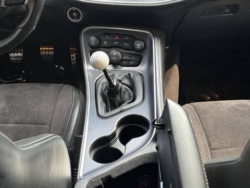 Used 2016 Dodge Challenger R/T Scat Pack RWD image 25