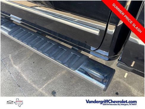 Used 2019 GMC Sierra 2500 Denali w/ Duramax Plus Package AWD/4WD image 16