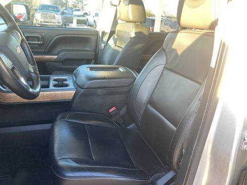 Used 2017 Chevrolet Silverado 1500 LTZ w/ Sport Package image 9
