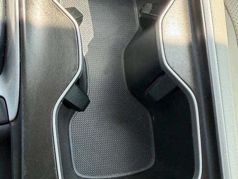 Used 2018 Honda Accord EX-L image 23