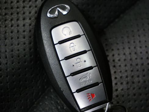 Used 2024 INFINITI QX80 Luxe image 33