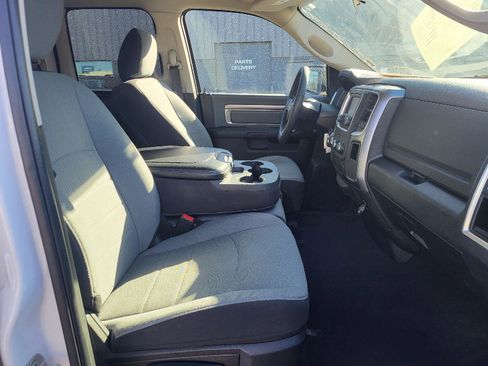 Used 2024 RAM 1500 Classic SLT image 12