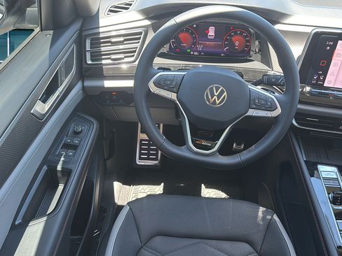 New 2026 Volkswagen Atlas Peak Edition AWD/4WD image 18