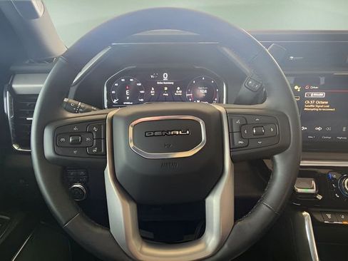 Used 2025 GMC Sierra 3500 Denali w/ Denali Reserve Package image 22