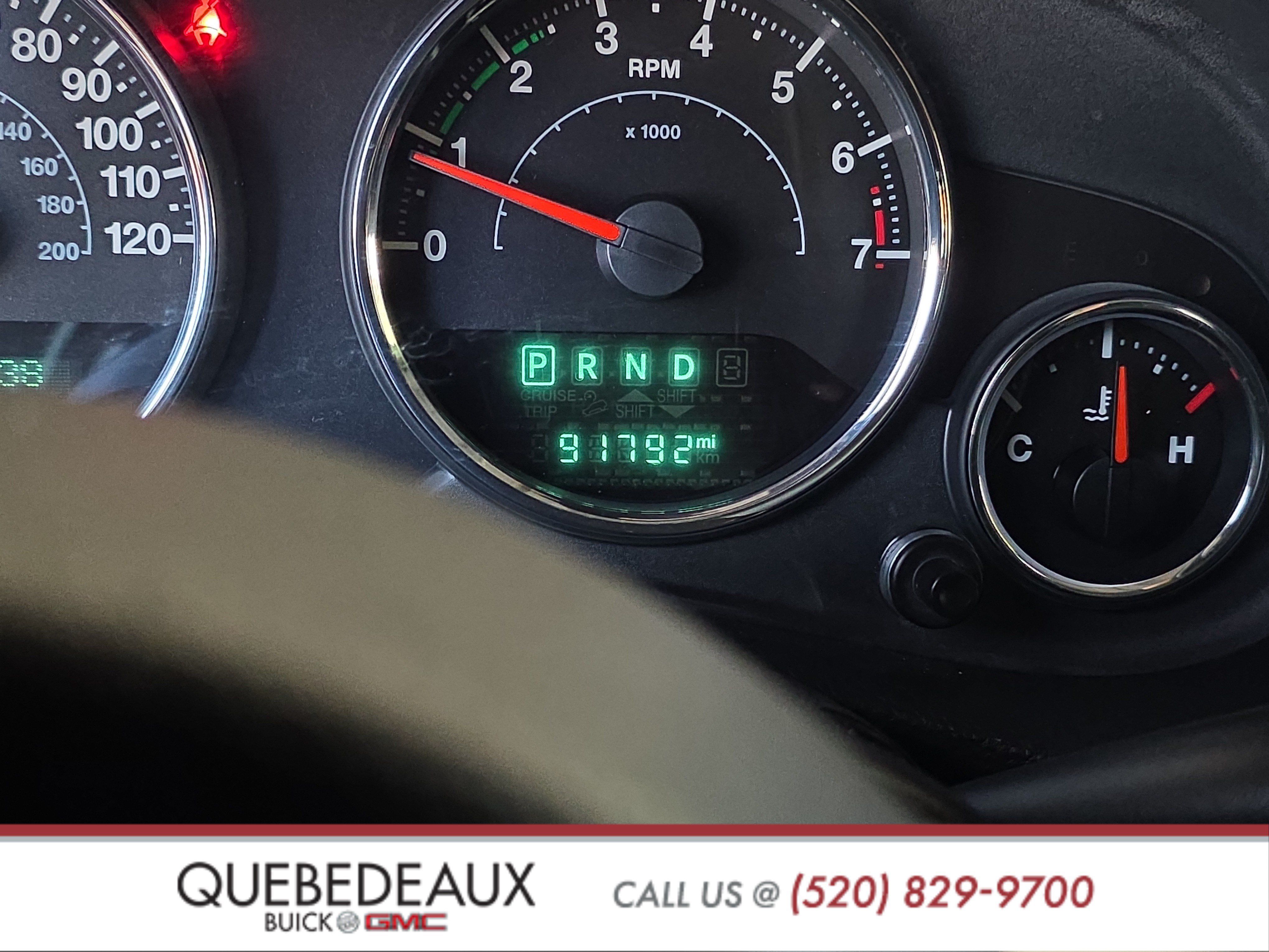 Used 2015 Jeep Wrangler Unlimited Rubicon w/ Dual Top Group AWD/4WD image 16