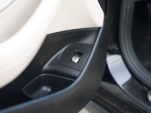 Used 2019 Mercedes-Benz E 300 4MATIC w/ Premium 1 Package image 26