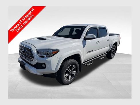 Used 2016 Toyota Tacoma TRD Sport w/ Towing Package AWD/4WD image 1