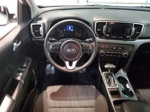 Used 2019 Kia Sportage LX image 14