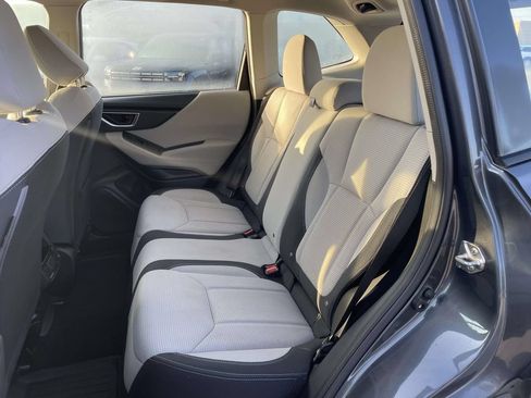 Used 2023 Subaru Forester AWD/4WD image 3