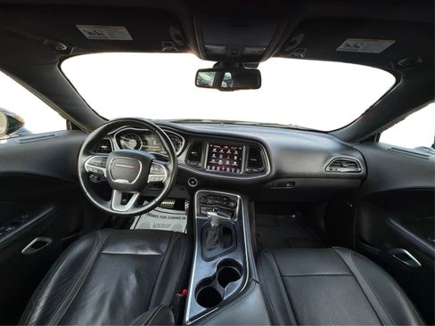 Used 2017 Dodge Challenger SXT Plus RWD image 27