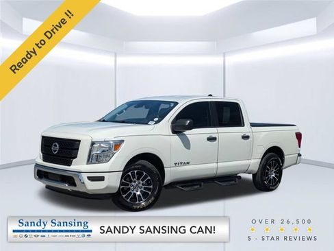 Used 2022 Nissan Titan SV RWD image 1