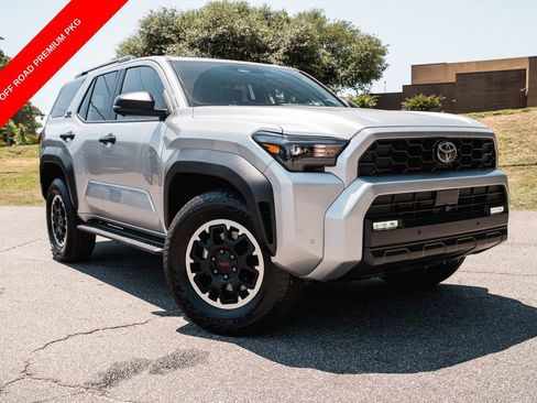 Certified 2025 Toyota 4Runner TRD Off-Road Premium AWD/4WD image 1