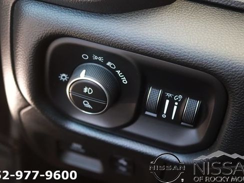 Used 2021 RAM 1500 Laramie AWD/4WD image 27