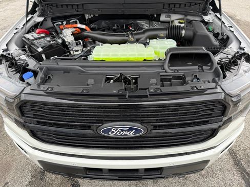 Used 2025 Ford F150 Platinum w/ Equipment Group 702A High AWD/4WD image 40