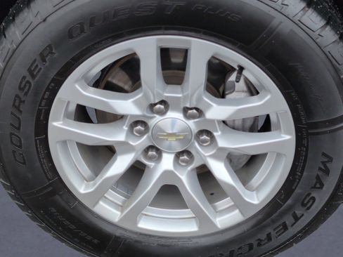 Used 2021 Chevrolet Tahoe LT w/ Luxury Package image 37