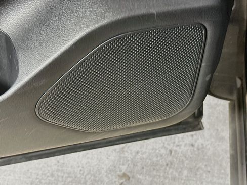 Used 2024 Nissan Rogue SV FWD image 21