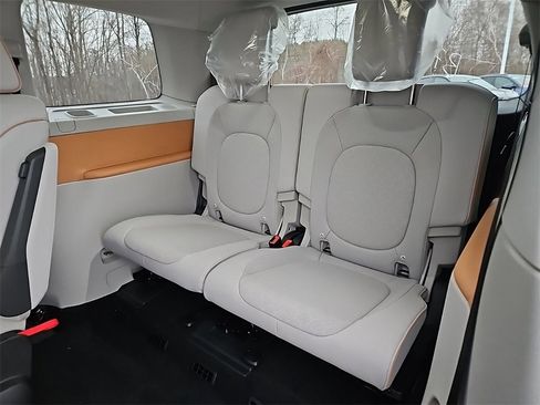 New 2025 Volkswagen ID. Buzz 1st Edition image 25