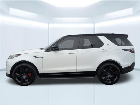 Used 2024 Land Rover Discovery Dynamic SE AWD/4WD image 2