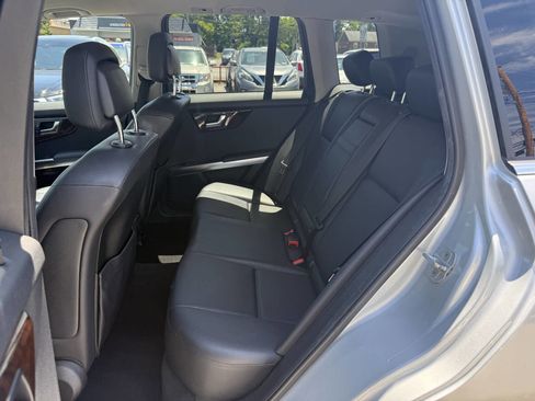Used 2013 Mercedes-Benz GLK 350 4MATIC image 7