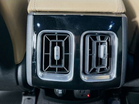 Used 2025 Kia Sorento SX Prestige w/ Olive Brown Leather Package image 26