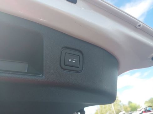Used 2024 Chevrolet Blazer EV RS AWD/4WD image 22